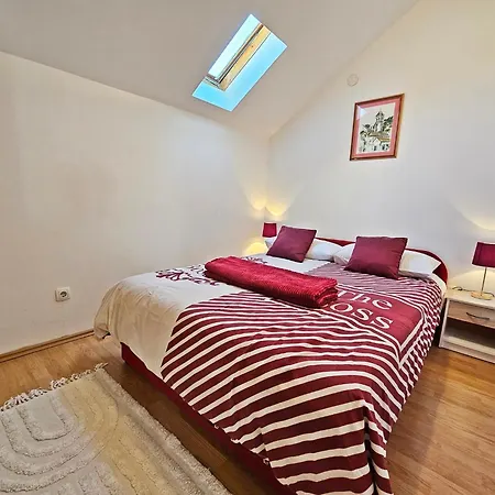 Moni 2 Apartmán