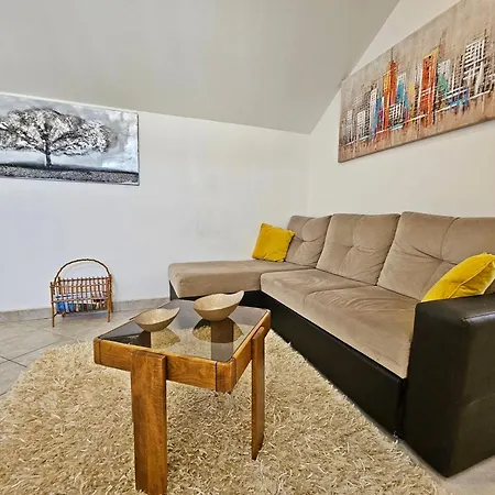Apartmán Moni 2